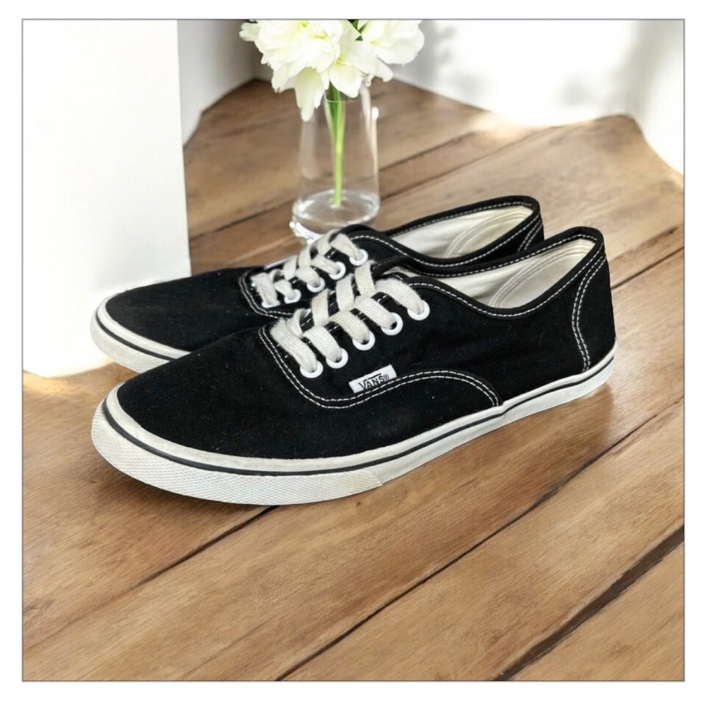 Vans Anaheim Factory Authentic 11 DX
Black White Low Top Sz 5 - Picture 2 of 9